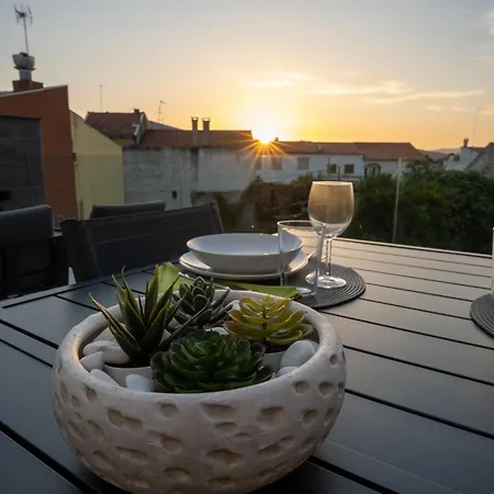 Coa River Apartment *